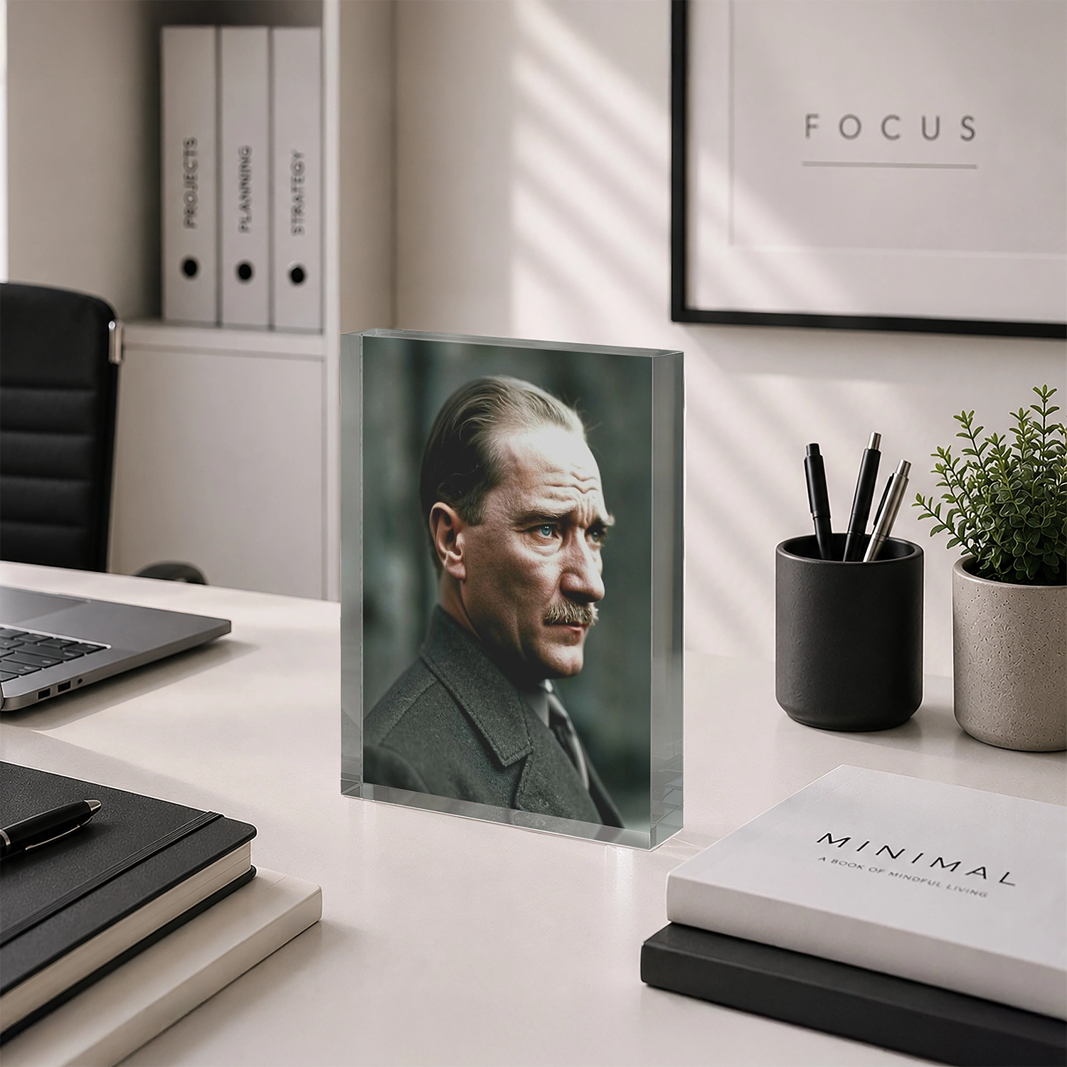 Atatürk | Koleksiyonluk Akrilik Masaüstü Dekor