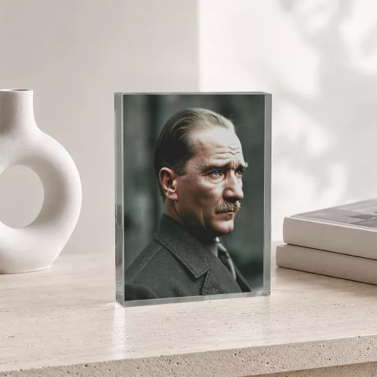 Atatürk | Koleksiyonluk Akrilik Masaüstü Dekor