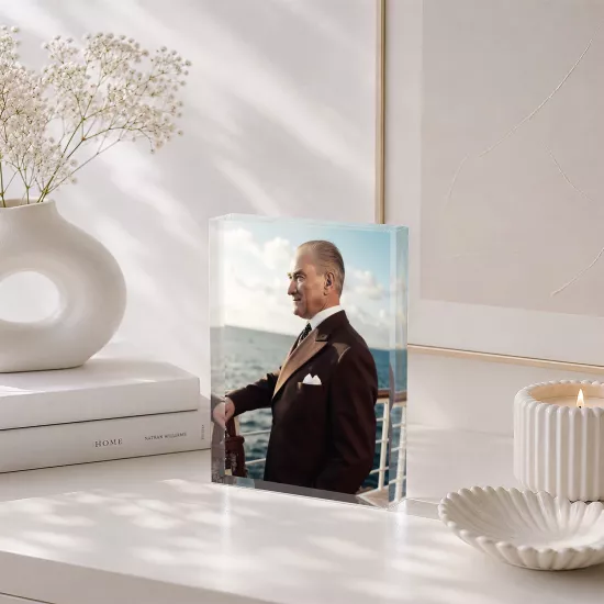 Atatürk Deniz Manzaralı Portre – Akrilik Cam Blok